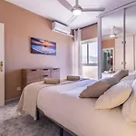 Perla 5 - 1 Bed 1 Bath View * 丰希罗拉