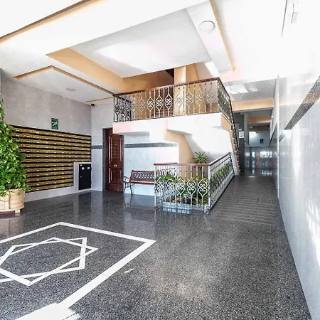 Perla 5 - 1 Bed 1 Bath View