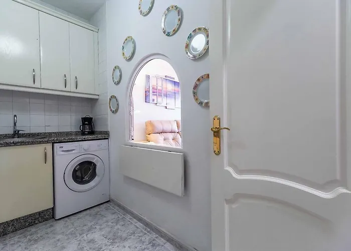 Perla 5 - 1 Bed 1 Bath View Apartment *