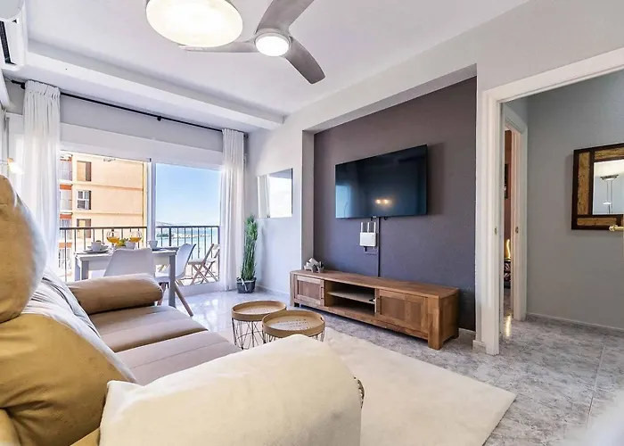 Perla 5 - 1 Bed 1 Bath View *